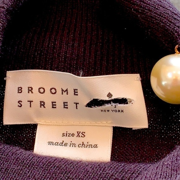 Broome Street Kate Spade Pearl Turtleneck Sweater With Lace Panels Hemline NWOT - Picture 10 of 10